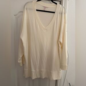 VS vneck super soft long sleeve
